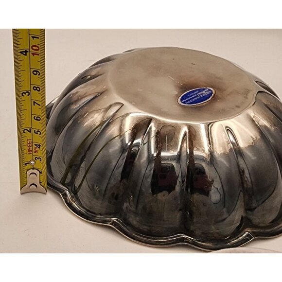 Reed & Barton Silver Plated Scalloped Bowl Holiday Elegant Christmas - Picture 7 of 8